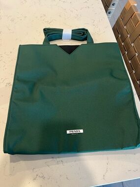 New Prada Beauty Toiletry Tote - Green